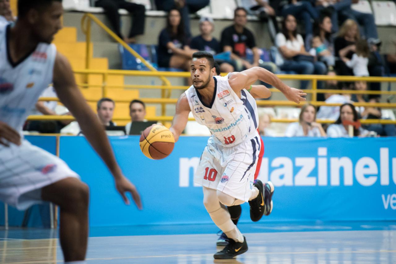 No Ginásio Felipe Karan, Franca Basquete enfrenta Rio Claro