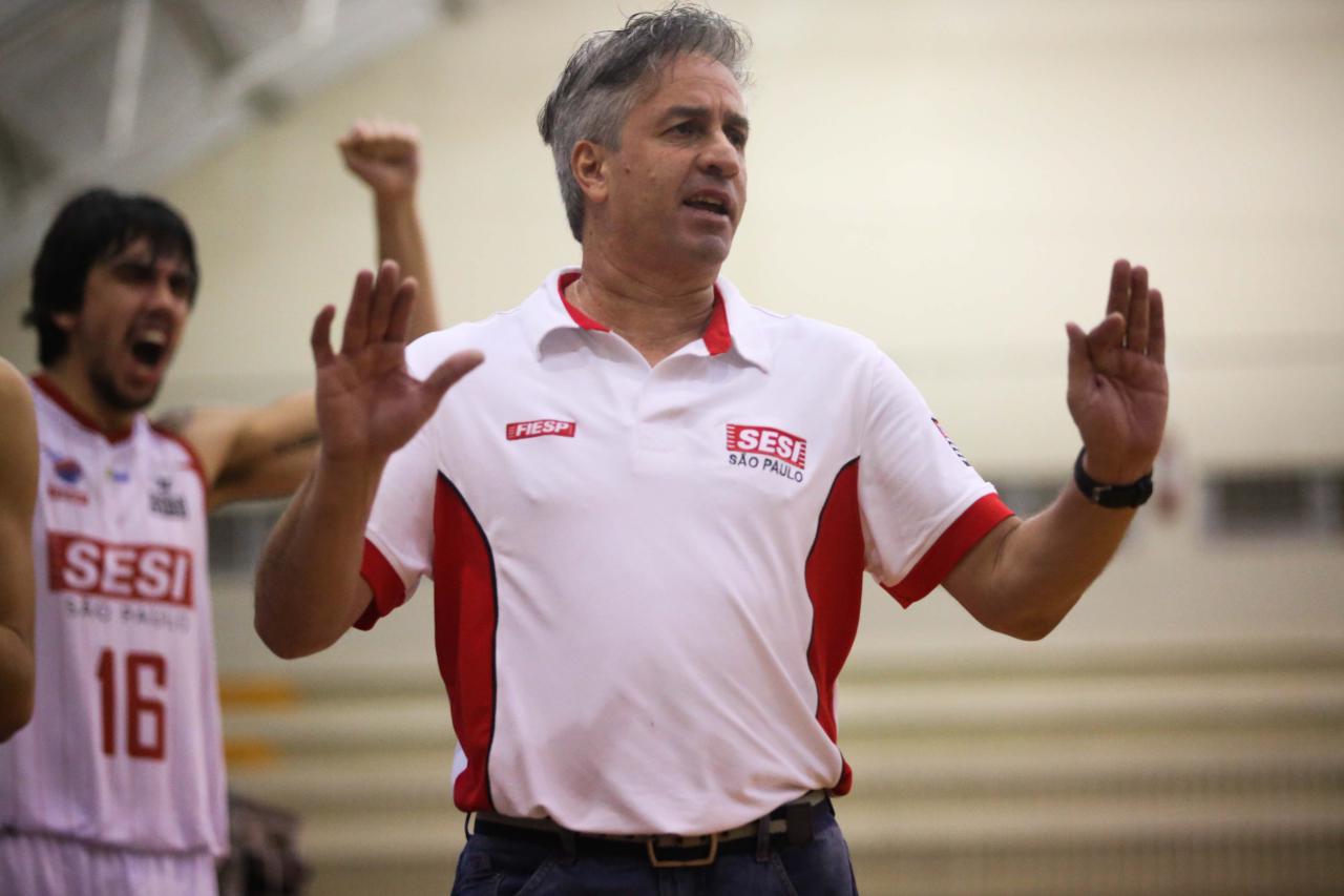 SESI-SP/Franca Basquete sub-19 supera Pinheiros no Paulista