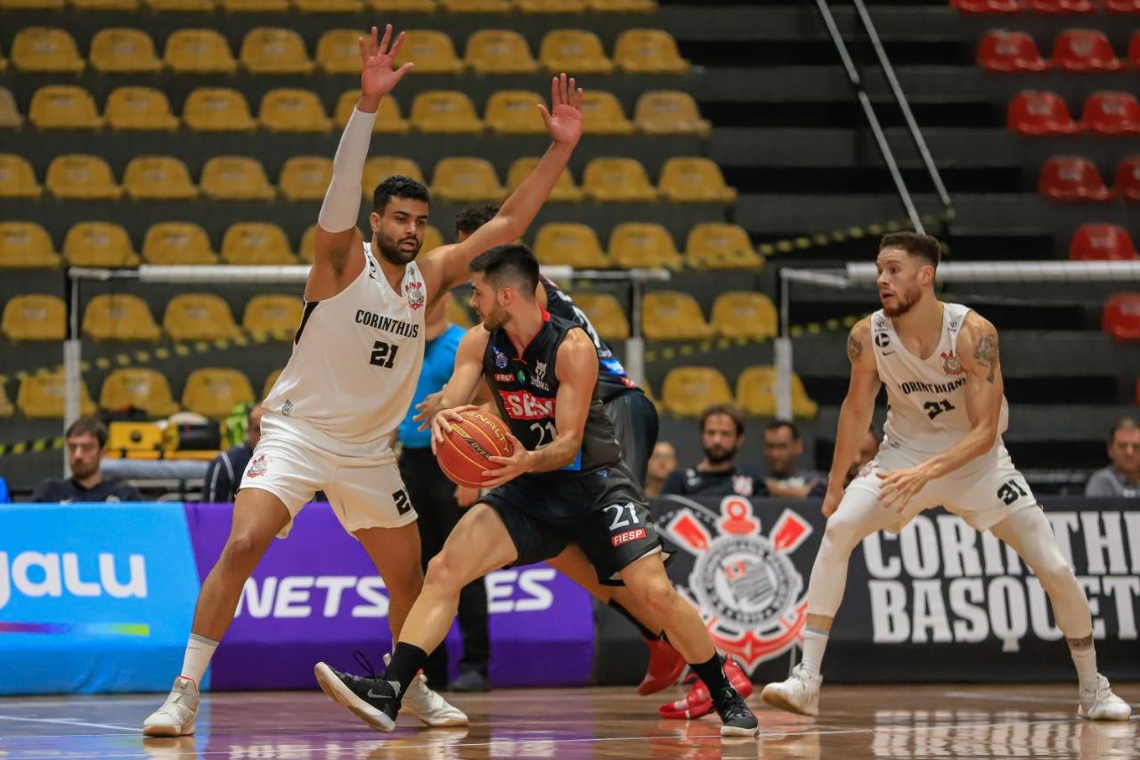 Sesi Franca estreia com vitória no NBB, diante do Corinthians