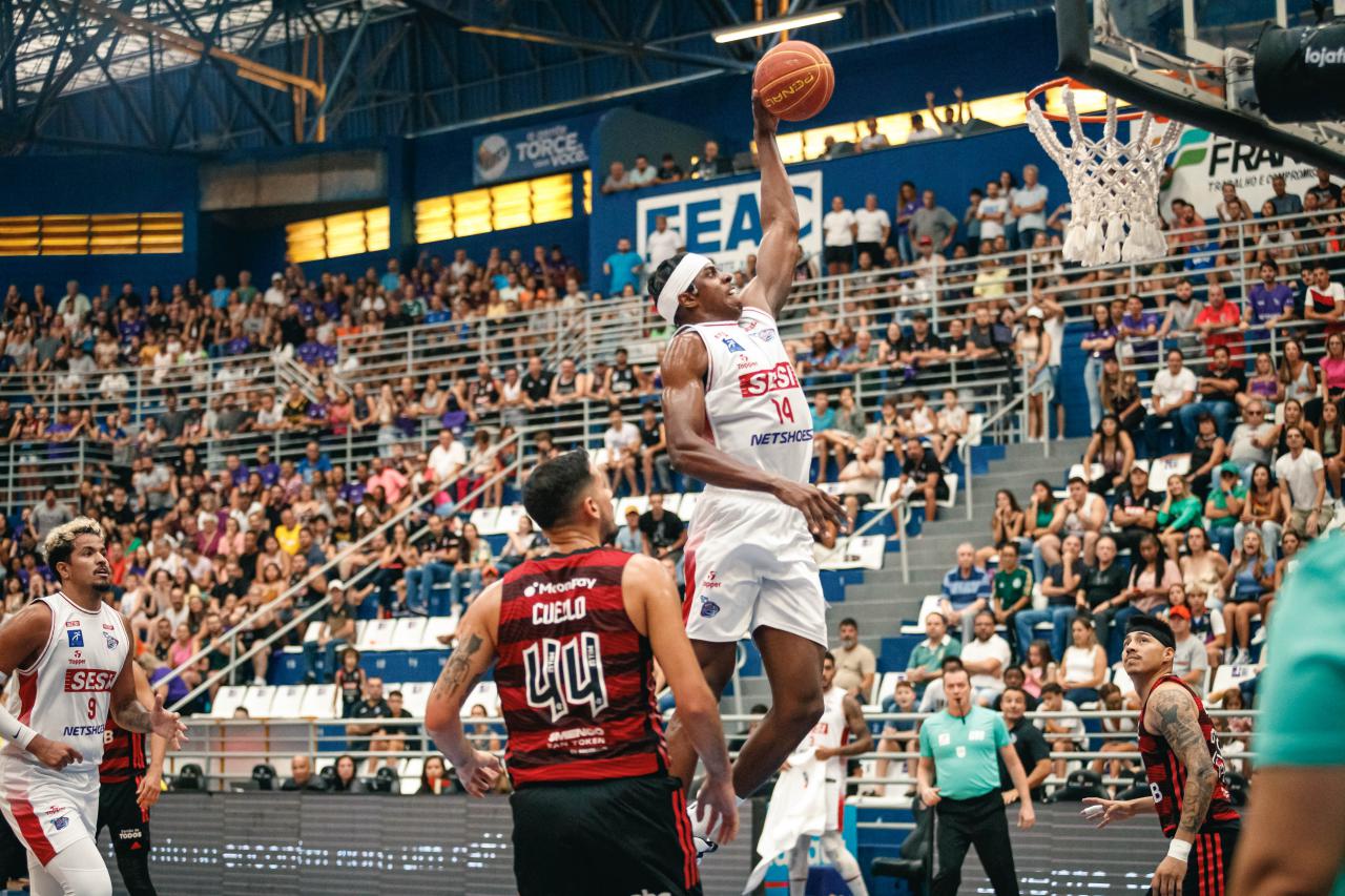 Sesi Franca Basquete enfrenta o Flamengo Basquete em última partida pela fase de classificação do NBB