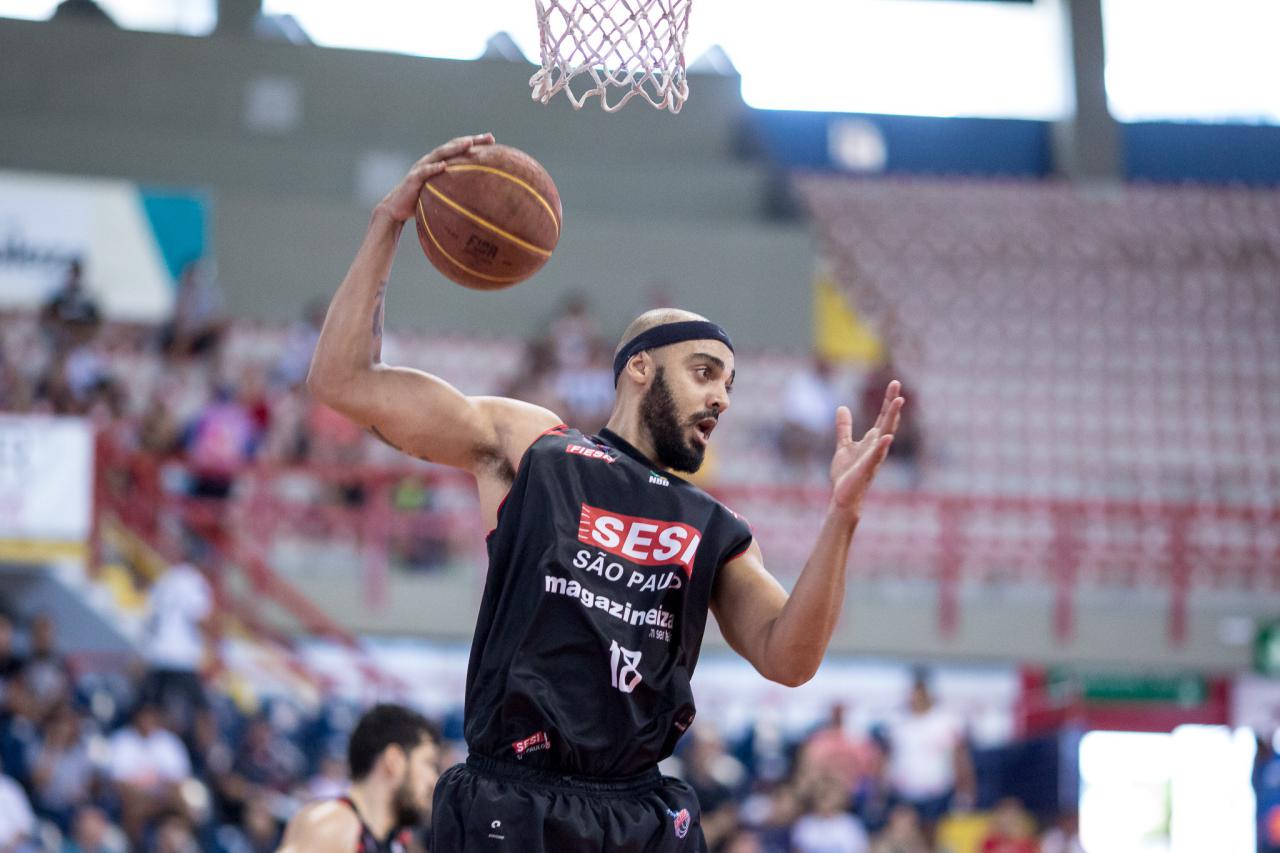 Em Fortaleza, Sesi Franca é superado por dois pontos pelo Basquete Cearense