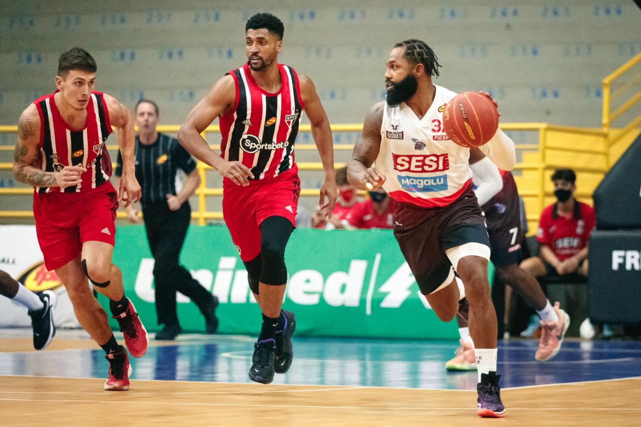 Sesi Franca Basquete fecha fase regular com vitória diante do São Paulo