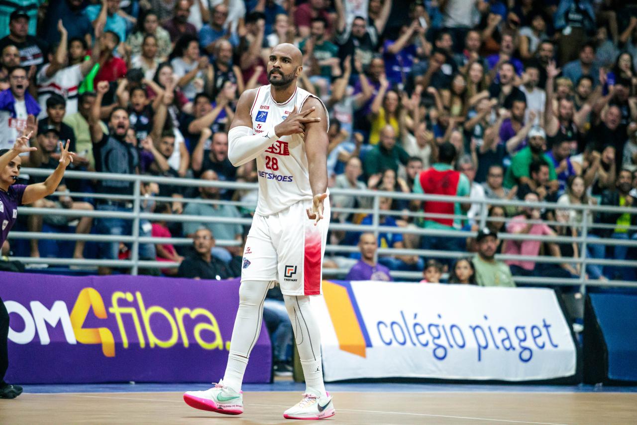 Sesi Franca Basquete vence o Basquete Unifacisa e avança para a semifinal do NBB