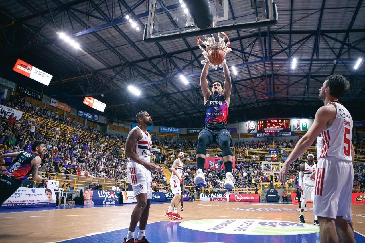 Basquete do São Paulo enfrenta o Franca, neste sábado