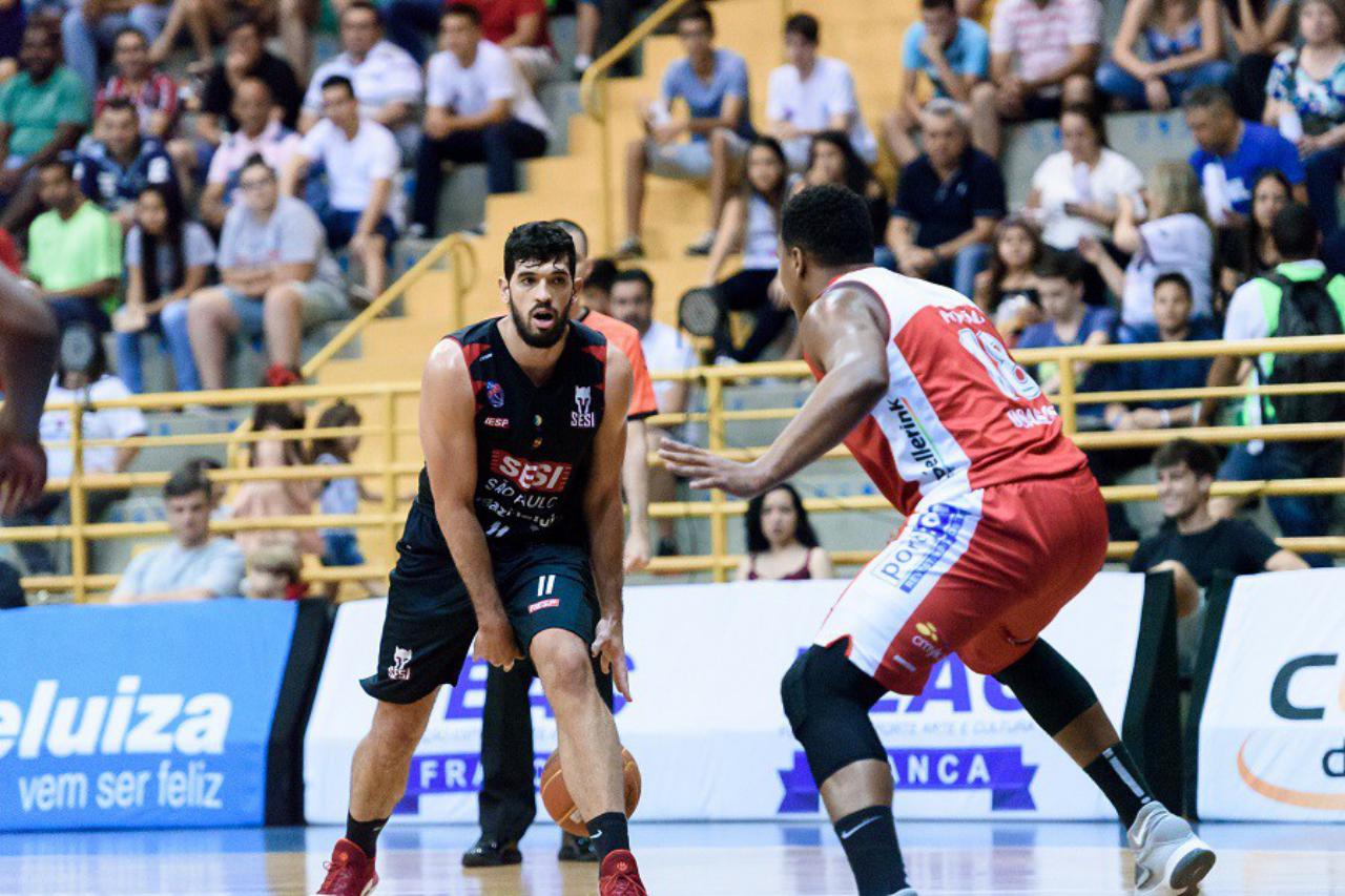 Fora de casa, Sesi Franca Basquete mede forças com Osasco