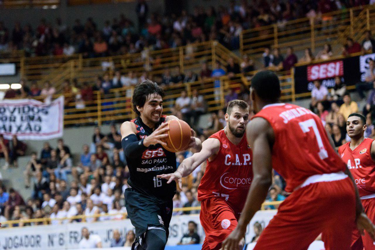 Sesi Franca Basquete enfrenta Paulistano em jogo que vale a classificação em primeiro lugar